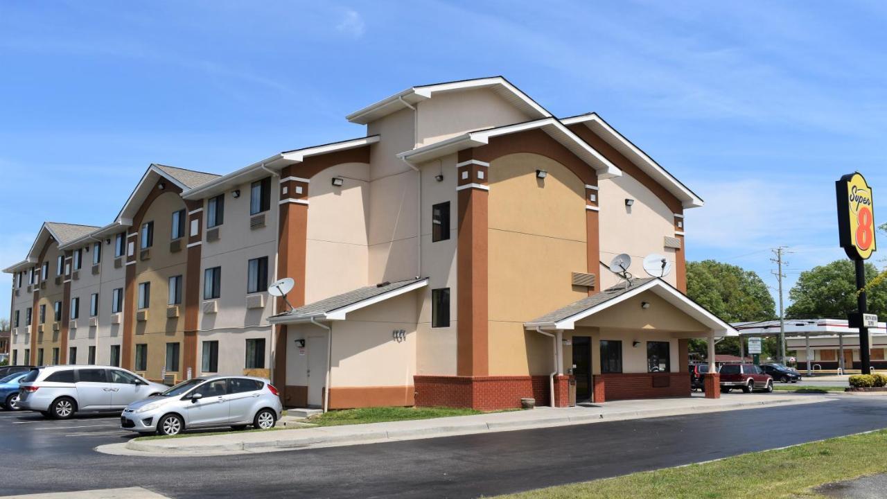 Super 8 By Wyndham Newport News/Jefferson Ave. Hotel Buitenkant foto